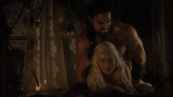 extant_GameOfThrones_1x02-TheKingsroad_2560