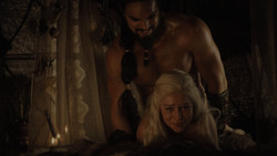extant_GameOfThrones_1x02-TheKingsroad_2565