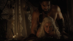 extant_GameOfThrones_1x02-TheKingsroad_2566
