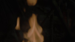 extant_GameOfThrones_1x02-TheKingsroad_2595