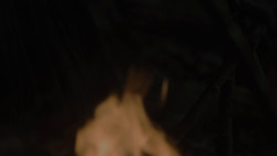 extant_GameOfThrones_1x02-TheKingsroad_2597