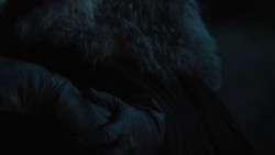 extant_GameOfThrones_1x02-TheKingsroad_2600
