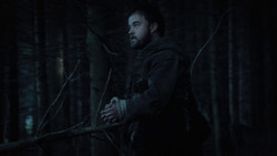 extant_GameOfThrones_1x02-TheKingsroad_2625