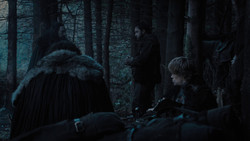 extant_GameOfThrones_1x02-TheKingsroad_2628
