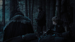extant_GameOfThrones_1x02-TheKingsroad_2629
