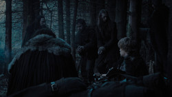 extant_GameOfThrones_1x02-TheKingsroad_2631