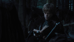 extant_GameOfThrones_1x02-TheKingsroad_2662