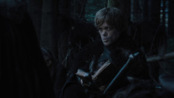 extant_GameOfThrones_1x02-TheKingsroad_2827
