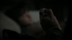 extant_GameOfThrones_1x02-TheKingsroad_2954