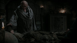 extant_GameOfThrones_1x02-TheKingsroad_2990