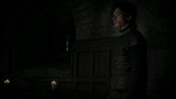 extant_GameOfThrones_1x02-TheKingsroad_3049