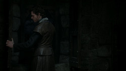 extant_GameOfThrones_1x02-TheKingsroad_3097
