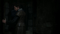 extant_GameOfThrones_1x02-TheKingsroad_3110