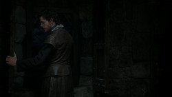extant_GameOfThrones_1x02-TheKingsroad_3111