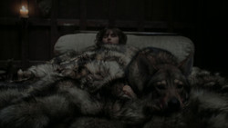 extant_GameOfThrones_1x02-TheKingsroad_3298