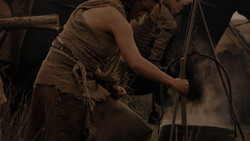 extant_GameOfThrones_1x02-TheKingsroad_3307