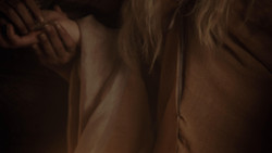 extant_GameOfThrones_1x02-TheKingsroad_3326
