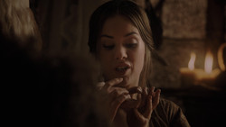 extant_GameOfThrones_1x02-TheKingsroad_3360