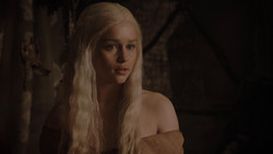 extant_GameOfThrones_1x02-TheKingsroad_3371