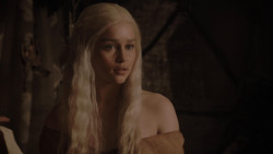 extant_GameOfThrones_1x02-TheKingsroad_3372