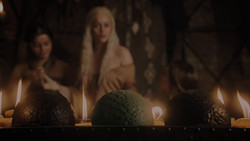 extant_GameOfThrones_1x02-TheKingsroad_3385