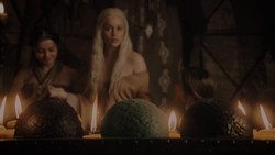 extant_GameOfThrones_1x02-TheKingsroad_3388
