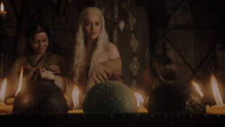 extant_GameOfThrones_1x02-TheKingsroad_3390