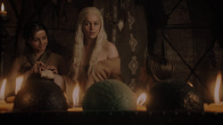 extant_GameOfThrones_1x02-TheKingsroad_3391