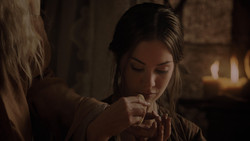 extant_GameOfThrones_1x02-TheKingsroad_3414