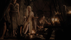 extant_GameOfThrones_1x02-TheKingsroad_3425
