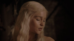 extant_GameOfThrones_1x02-TheKingsroad_3430