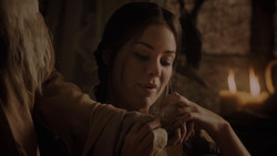extant_GameOfThrones_1x02-TheKingsroad_3441