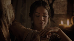 extant_GameOfThrones_1x02-TheKingsroad_3442