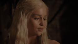 extant_GameOfThrones_1x02-TheKingsroad_3453