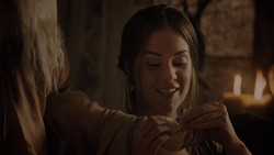 extant_GameOfThrones_1x02-TheKingsroad_3470