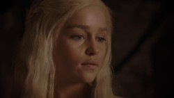 extant_GameOfThrones_1x02-TheKingsroad_3476