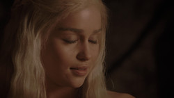 extant_GameOfThrones_1x02-TheKingsroad_3493