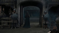 extant_GameOfThrones_1x02-TheKingsroad_3582