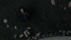 extant_GameOfThrones_1x02-TheKingsroad_3607