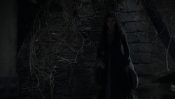 extant_GameOfThrones_1x02-TheKingsroad_3664