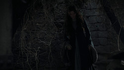 extant_GameOfThrones_1x02-TheKingsroad_3668