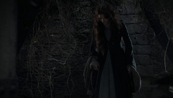 extant_GameOfThrones_1x02-TheKingsroad_3672