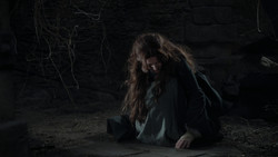 extant_GameOfThrones_1x02-TheKingsroad_3679