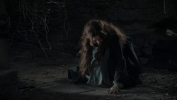 extant_GameOfThrones_1x02-TheKingsroad_3680