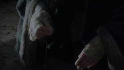 extant_GameOfThrones_1x02-TheKingsroad_3692