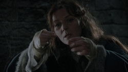 extant_GameOfThrones_1x02-TheKingsroad_3699