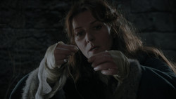 extant_GameOfThrones_1x02-TheKingsroad_3700