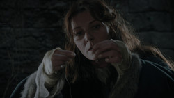 extant_GameOfThrones_1x02-TheKingsroad_3701