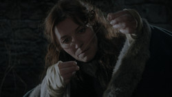 extant_GameOfThrones_1x02-TheKingsroad_3710