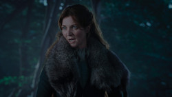 extant_GameOfThrones_1x02-TheKingsroad_3774